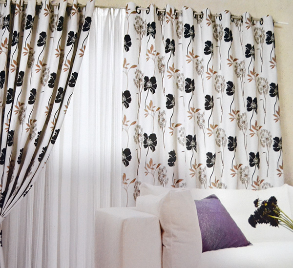 布藝窗簾 家居裝飾的藝術(shù)與實用選擇